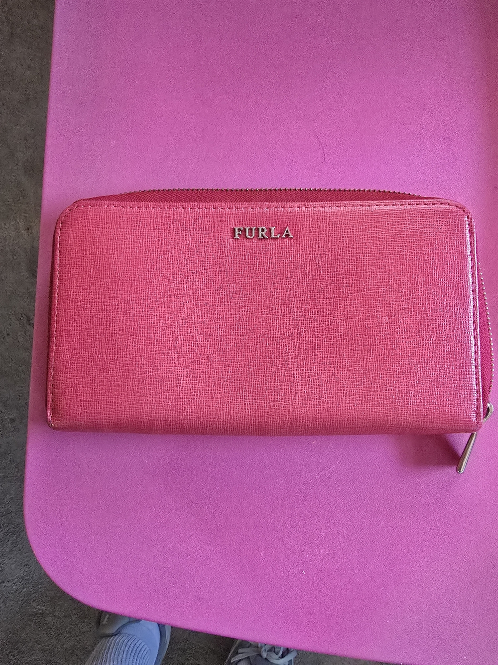 Furla EUC Dark Coral & Gold Zip-Around Wallet 7.25x4.5" No Call Outs